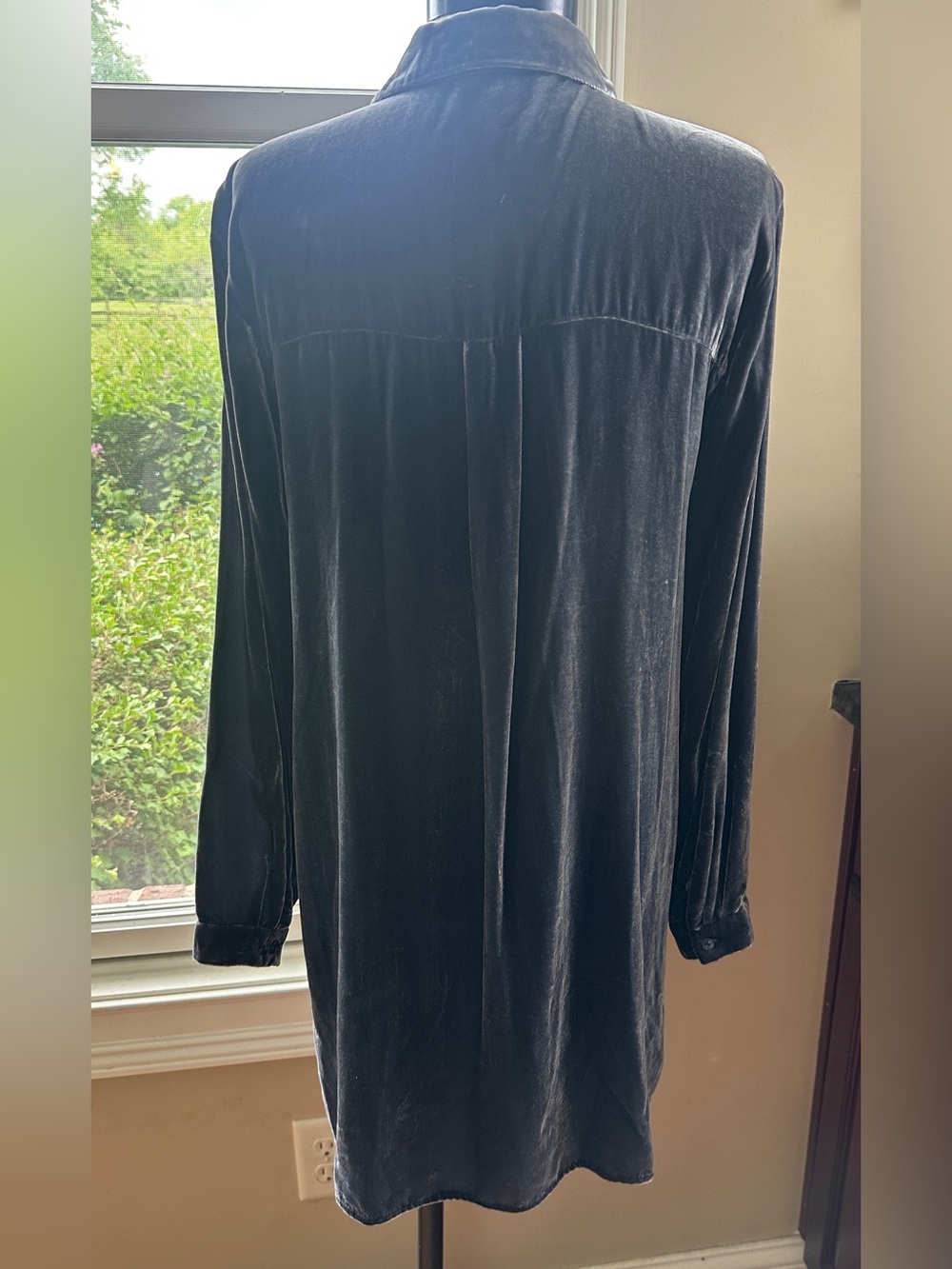 Eileen Fisher Crushed Velvet Tunic Collar Shirt, Size XS - Picture 3 of 9